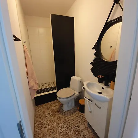 Metropolitan Next To Presidential Palace * 布拉迪斯拉发