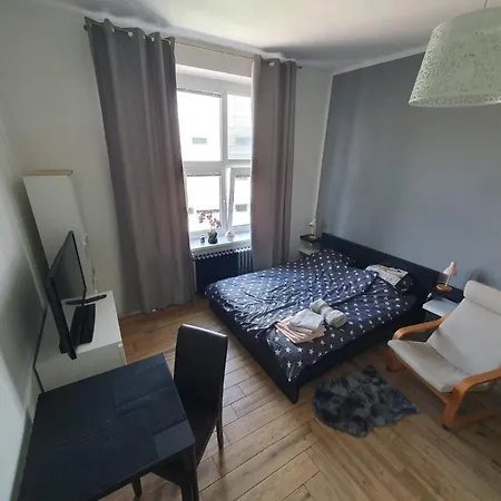 Metropolitan Next To Presidential Palace * ברטיסלאבה